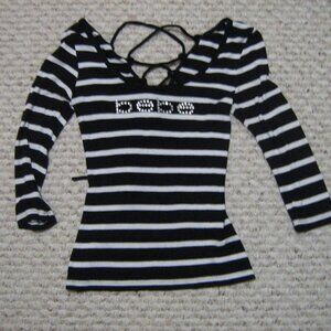 bebe quarter sleeve top with tie up back